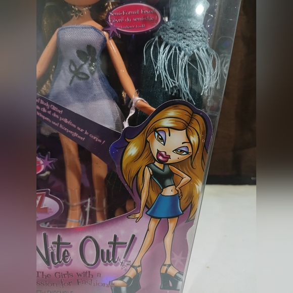 Bratz Girls Nite Out 21st Birthday Edition doll Yasmin (NEW) - Picture 5 of 12